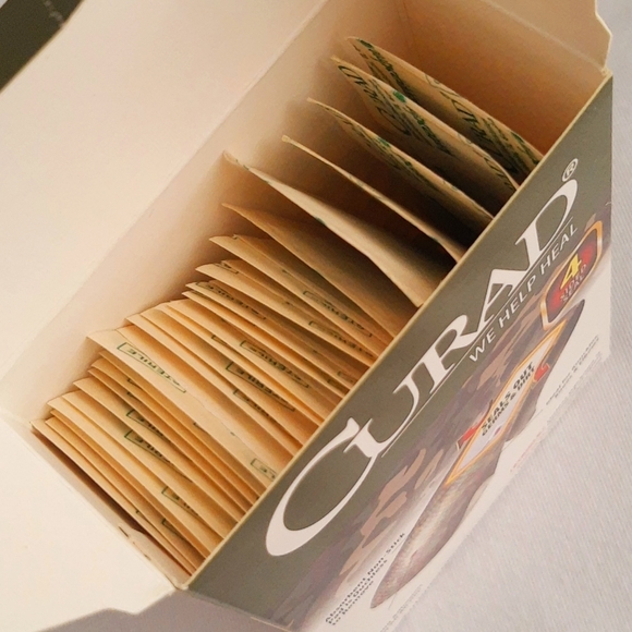 Curad Camp Camo Adhesive Bandages 12 pack (25 Count each) - Picture 8 of 11